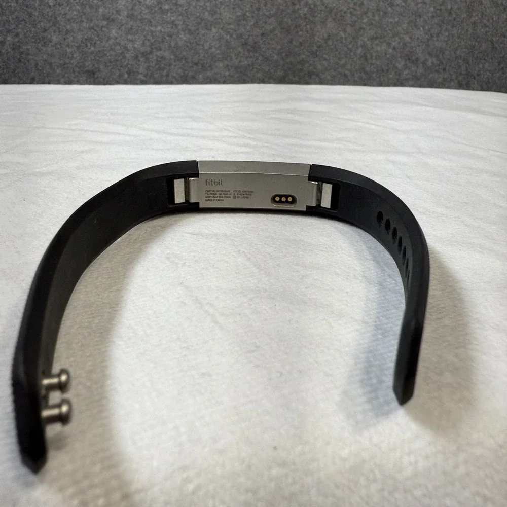 Fitbit Alta‎ Model FB406